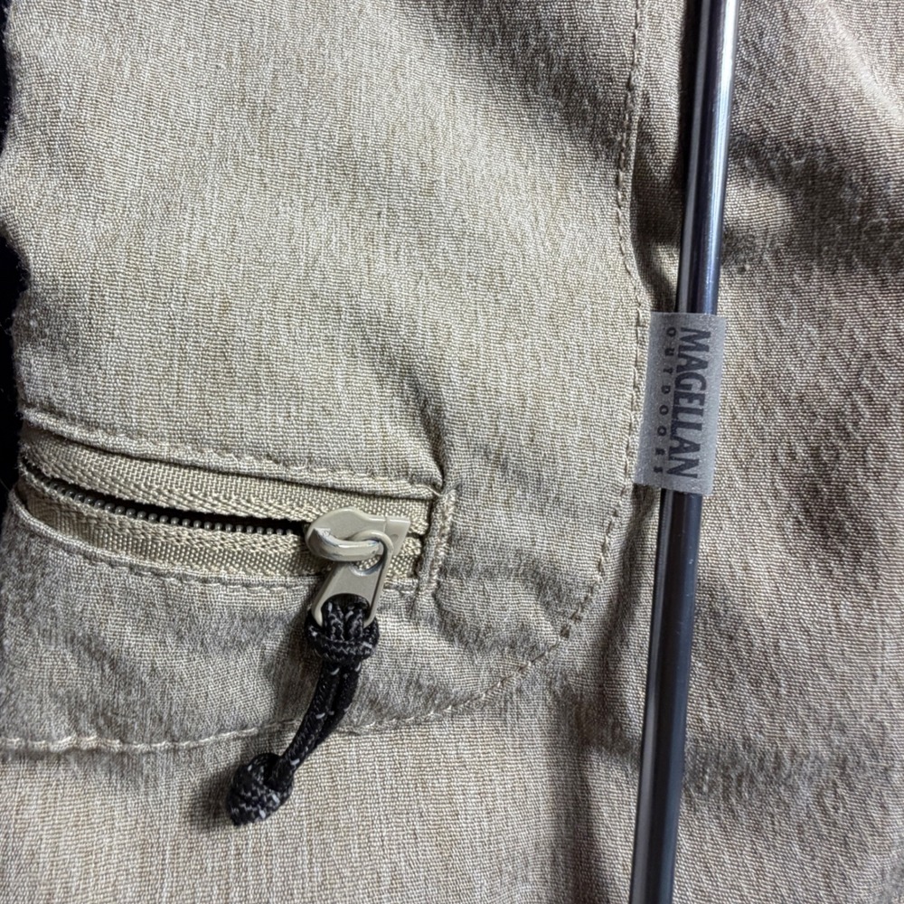 Magellan Outdoors Aransas Pass Hybrid Fish Gear Shorts Size 40 - Picture 5 of 12